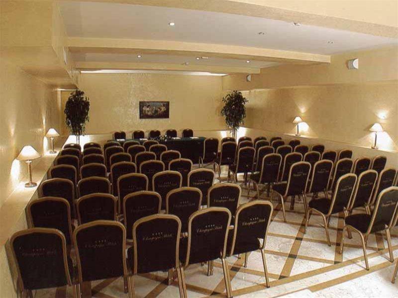 Champagne Garden Hotel โรม ธุรกิจ รูปภาพ